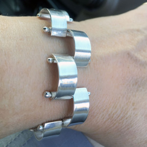 Kinetic 3-D Bracelet1