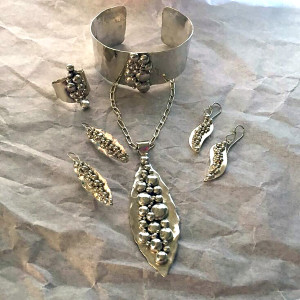 River Rock Jewelry Set
